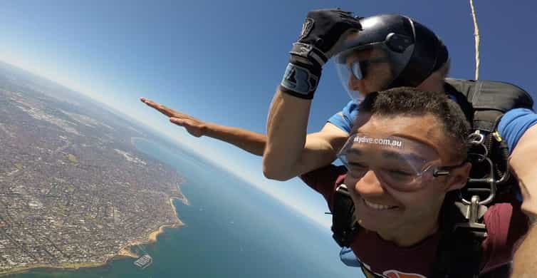 Melbourne Skydive: St Kilda Beach Landing photo 10