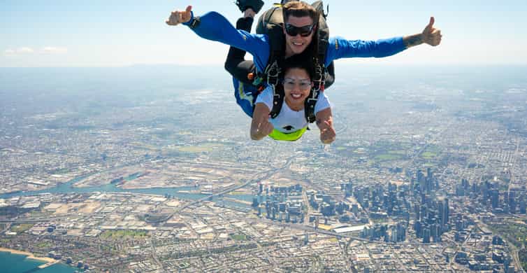 Melbourne Skydive: St Kilda Beach Landing photo 3